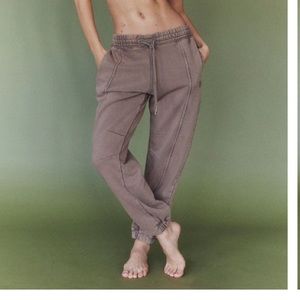 Sprint to the finish pant